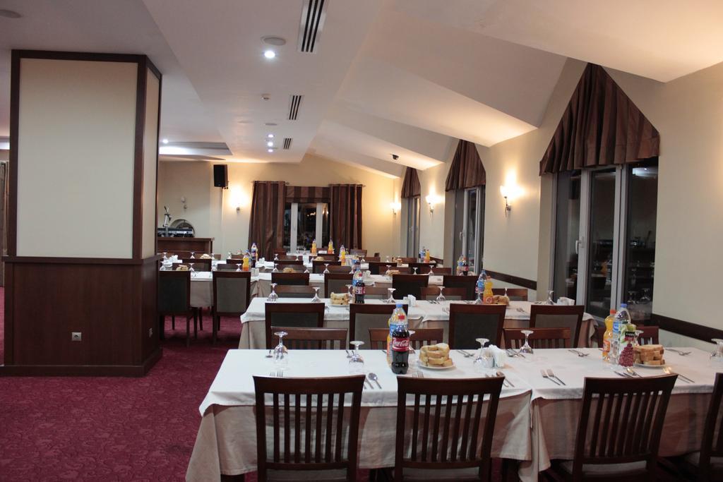 Paluri Hotel Hopa Exterior photo